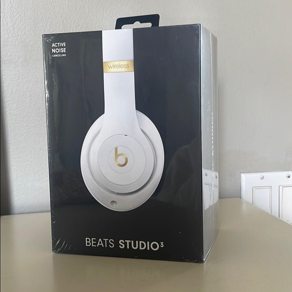 Beats Studio 3 Noise Cancelling Headphones